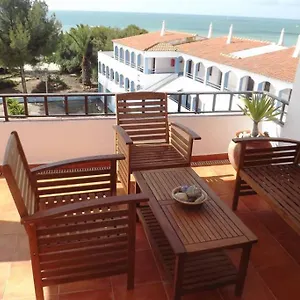 https://casa-nill-apartamento-na-praia-do-forte-de-so-joo-em-albufeira.hotelaalgarve.com
